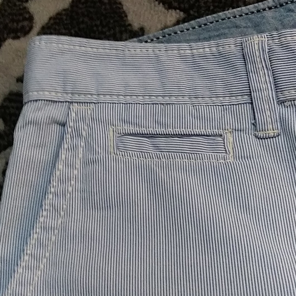American Eagle. Active flex shorts - Picture 3 of 4